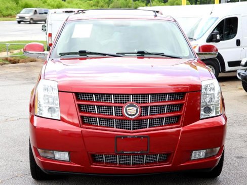 Used 2013 Cadillac Escalade Premium image 28
