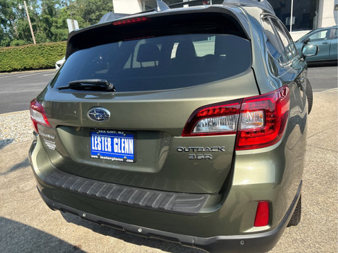 Used 2017 Subaru Outback 3.6R Limited image 32