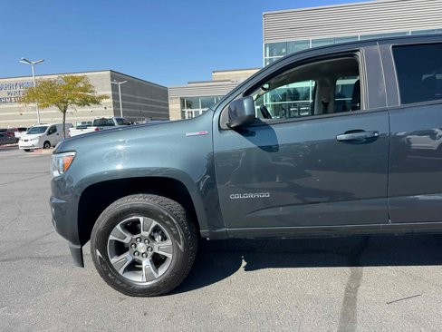 Used 2017 Chevrolet Colorado Z71 image 2