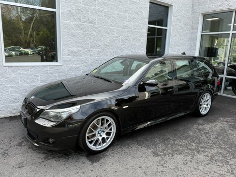 Used 2008 BMW 535xi Wagon image 2