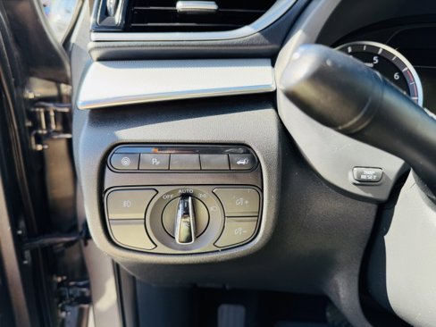 Used 2019 INFINITI QX50 Essential w/ Premium Audio Package image 12