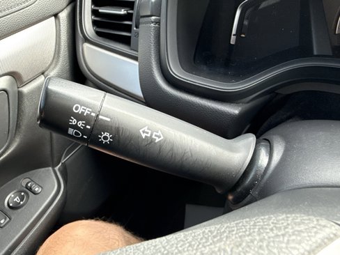 Used 2018 Honda CR-V LX image 20