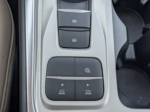 Used 2023 Ford Explorer Limited image 34