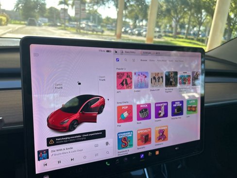 Used 2018 Tesla Model 3 Long Range image 7