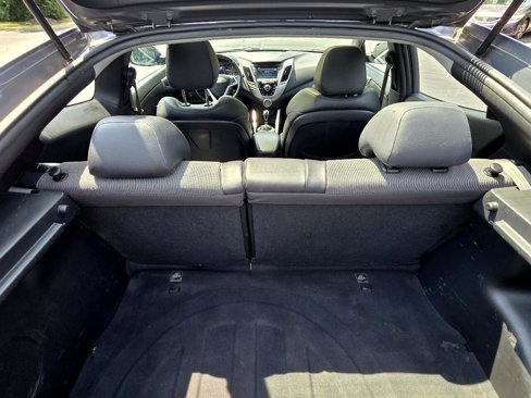 Used 2013 Hyundai Veloster w/ Style Pkg image 29