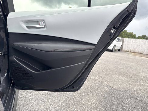 Used 2023 Toyota Corolla LE image 28