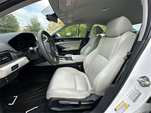 Used 2019 Honda Accord LX image 11