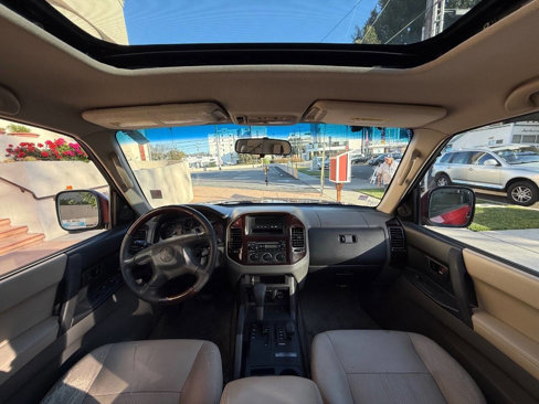 Used 2002 Mitsubishi Montero Limited image 8