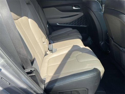 Used 2020 Hyundai Santa Fe Limited image 11