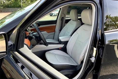 Used 2022 Jeep Compass Limited image 24