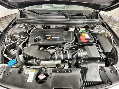 Used 2018 Honda Accord Sport image 27