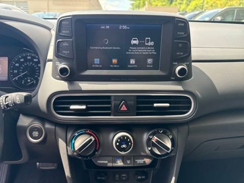 Used 2018 Hyundai Kona SEL image 18