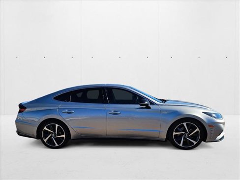 Used 2022 Hyundai Sonata SEL Plus image 4