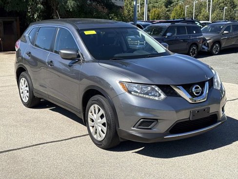 Used 2016 Nissan Rogue S image 3