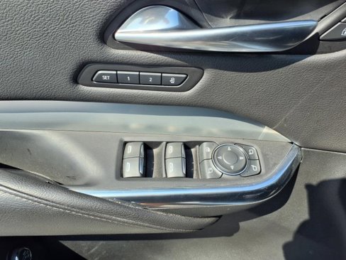 Used 2020 Cadillac XT4 Premium Luxury w/ Cold Weather Package image 8