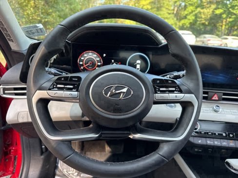 Certified 2023 Hyundai Elantra Limited image 23