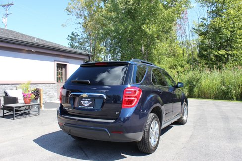 Used 2017 Chevrolet Equinox LT w/ Convenience Package image 5