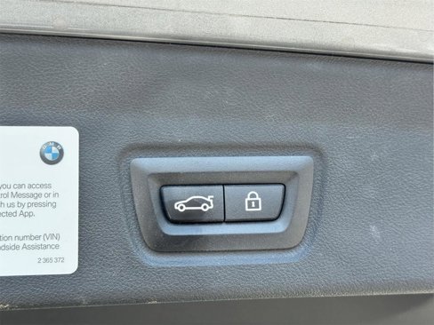 Used 2022 BMW i4 eDrive40 image 62