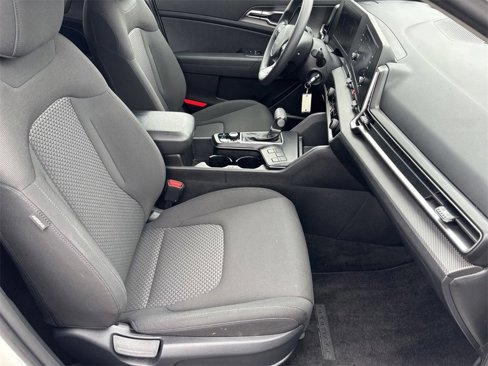 Used 2024 Kia Sportage LX image 21