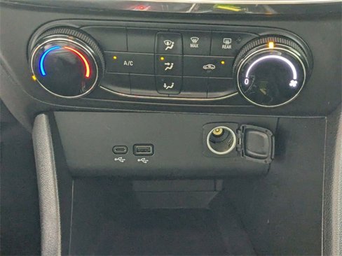 Used 2024 Buick Encore GX Preferred image 21