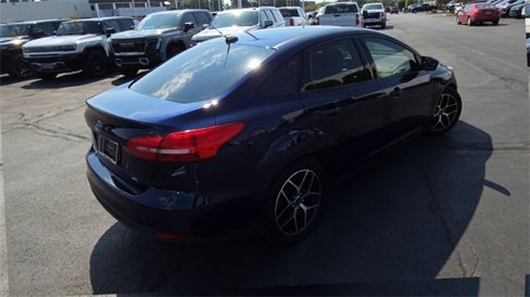 Used 2017 Ford Focus SEL image 8