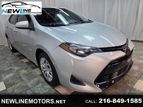 Used 2019 Toyota Corolla LE image 1