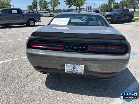 Used 2018 Dodge Challenger SXT w/ Blacktop Package image 28