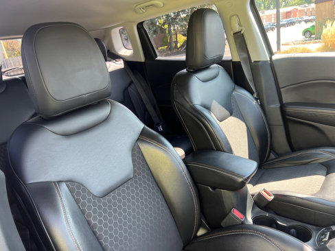 Used 2018 Jeep Compass Latitude w/ Cold Weather Group image 46