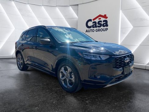 Used 2024 Ford Escape ST-Line image 1