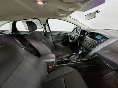 Used 2018 Ford Focus SE image 26