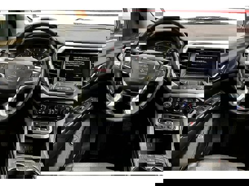 Used 2023 GMC Acadia SLT image 5