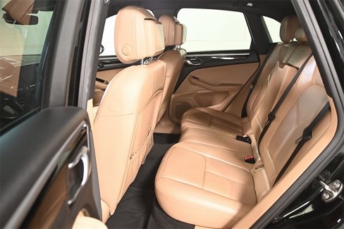 Used 2019 Porsche Macan image 18