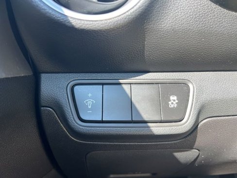 Used 2023 Kia Forte LXS image 23