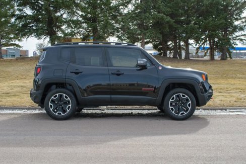 Used 2017 Jeep Renegade Trailhawk image 7