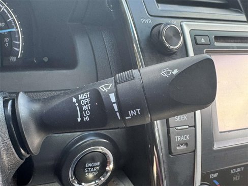Used 2012 Toyota Camry image 23