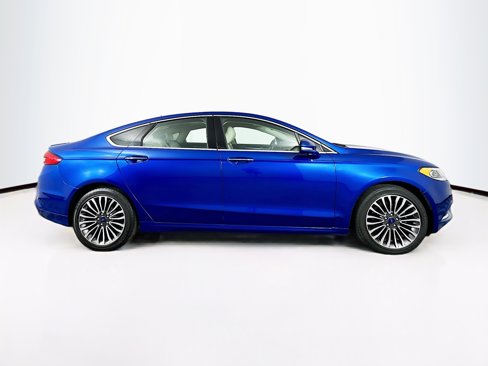 Used 2017 Ford Fusion Titanium image 10