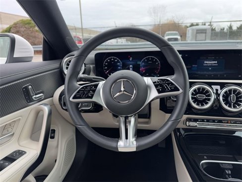 Used 2025 Mercedes-Benz CLA 250 4MATIC image 21