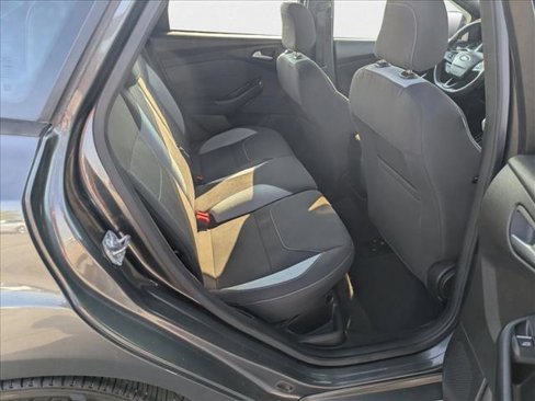 Used 2018 Ford Focus ST image 18