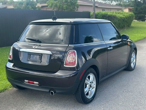Used 2013 MINI Cooper Hardtop image 4