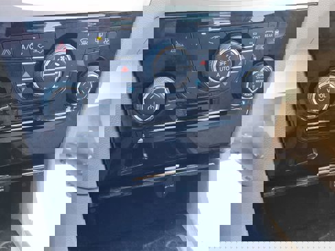 Used 2012 Chrysler 300 image 16
