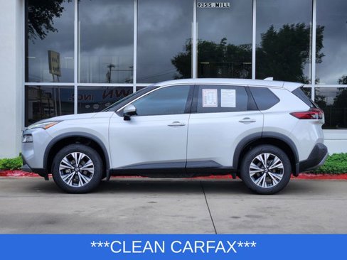 Used 2021 Nissan Rogue SV image 4