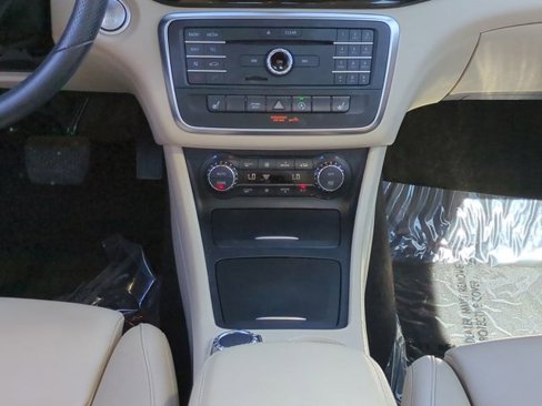 Used 2016 Mercedes-Benz CLA 250 4MATIC image 17