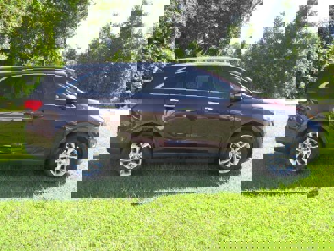 Used 2016 Kia Sorento LX image 2