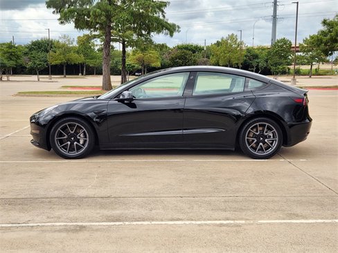 Used 2021 Tesla Model 3 Long Range image 4