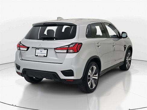 Used 2022 Mitsubishi Outlander Sport ES image 6