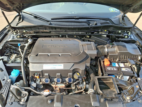 Used 2013 Honda Accord Touring image 30