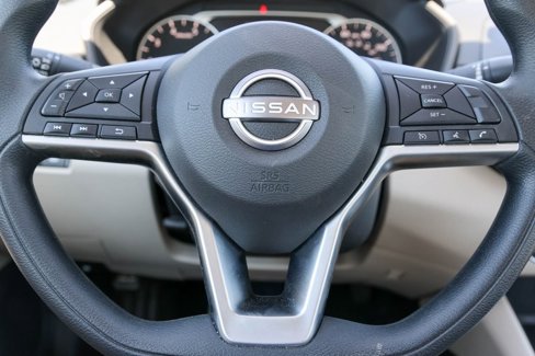 Used 2025 Nissan Altima 2.5 SV image 23