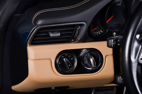 Used 2019 Porsche 911 Carrera image 24
