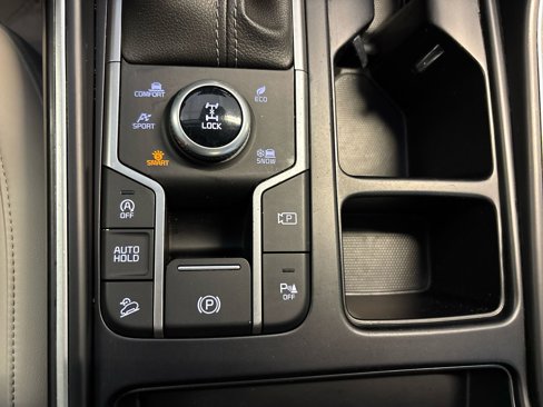 Used 2021 Kia Sorento EX w/ EX AWD X-Line Package image 37