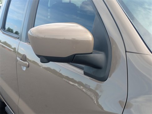 Used 2022 Nissan Frontier Pro-X image 11